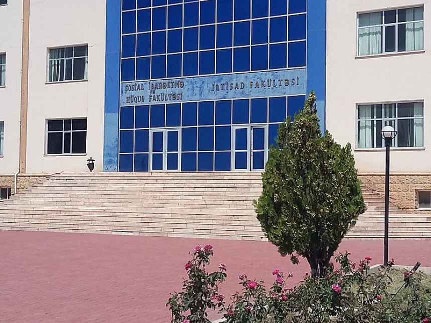 Nahvan Devlet niversitesi